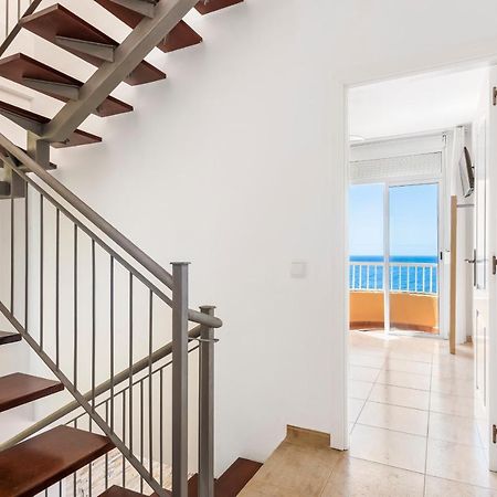 Beachfront Triplex With Swimming Pool & Parking Radazul Bagian luar foto