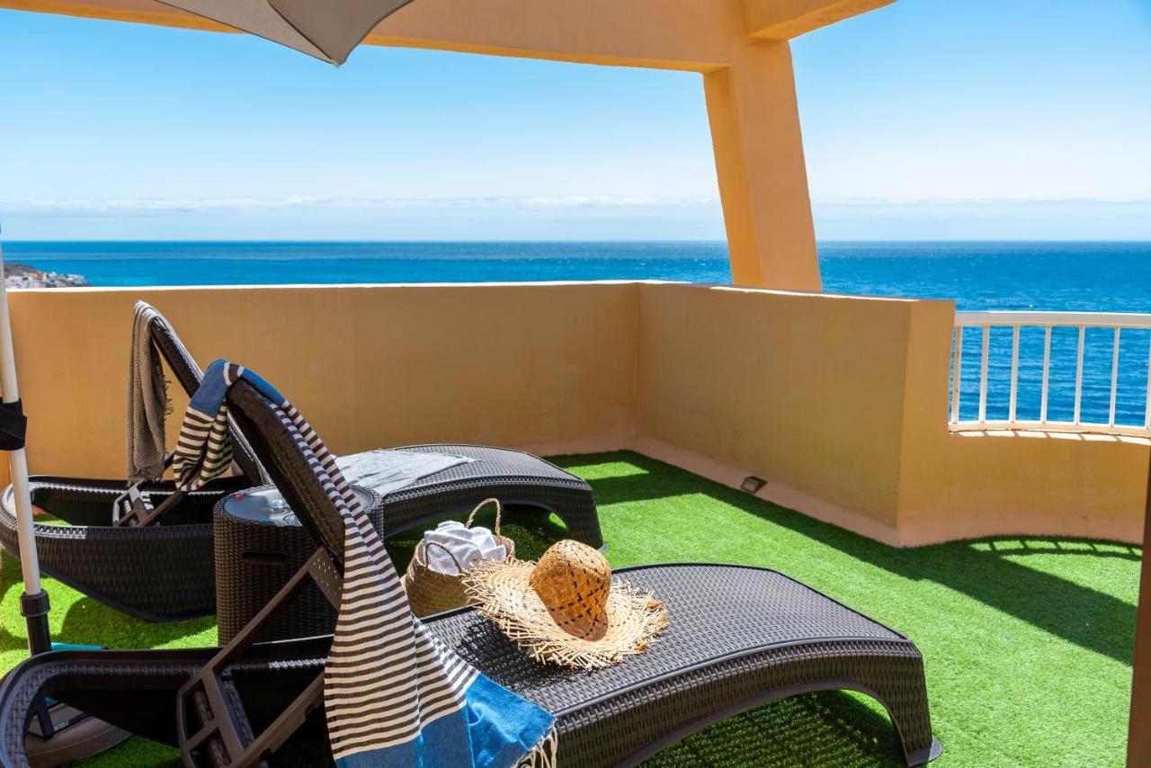 Beachfront Triplex With Swimming Pool & Parking Radazul Bagian luar foto