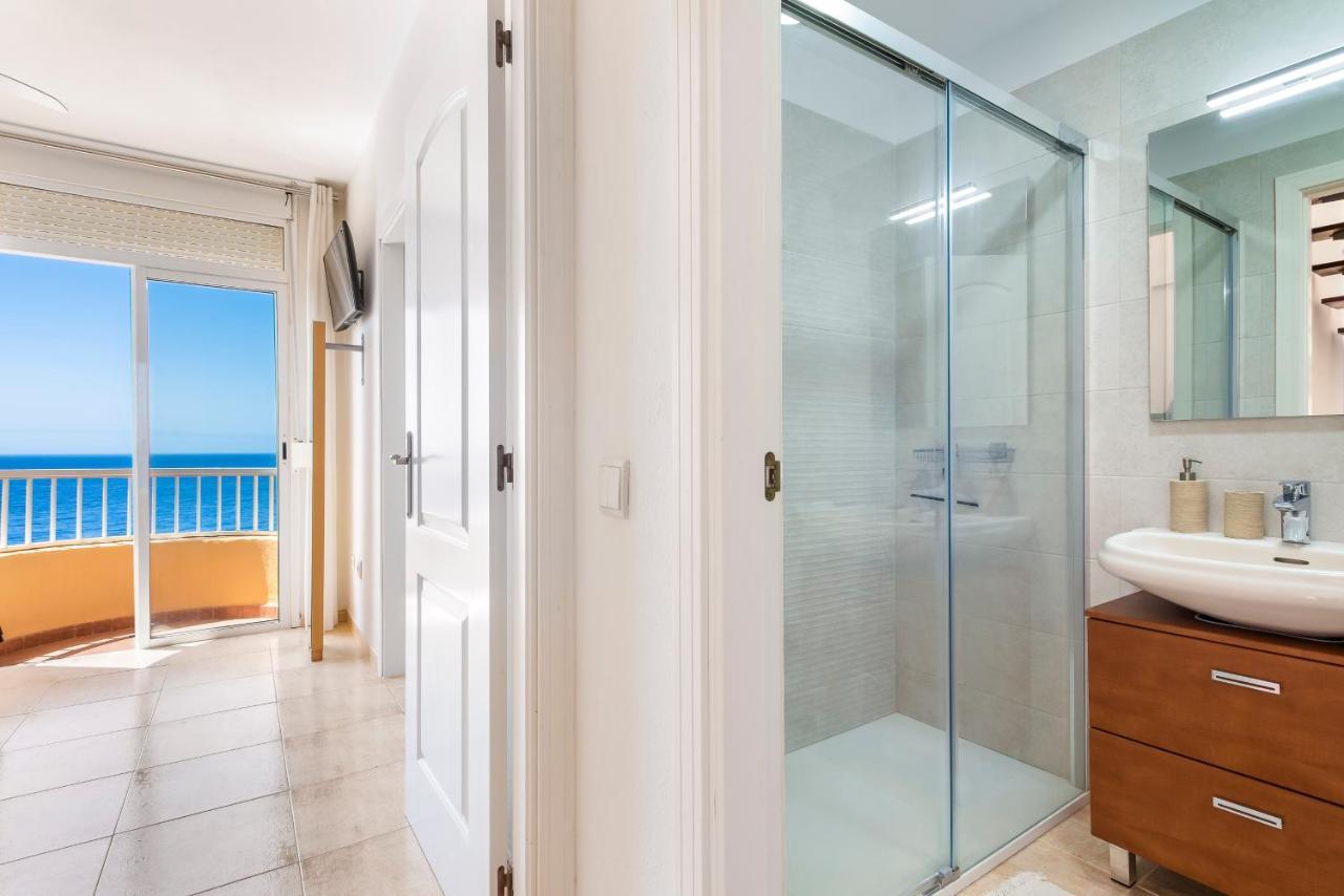 Beachfront Triplex With Swimming Pool & Parking Radazul Bagian luar foto
