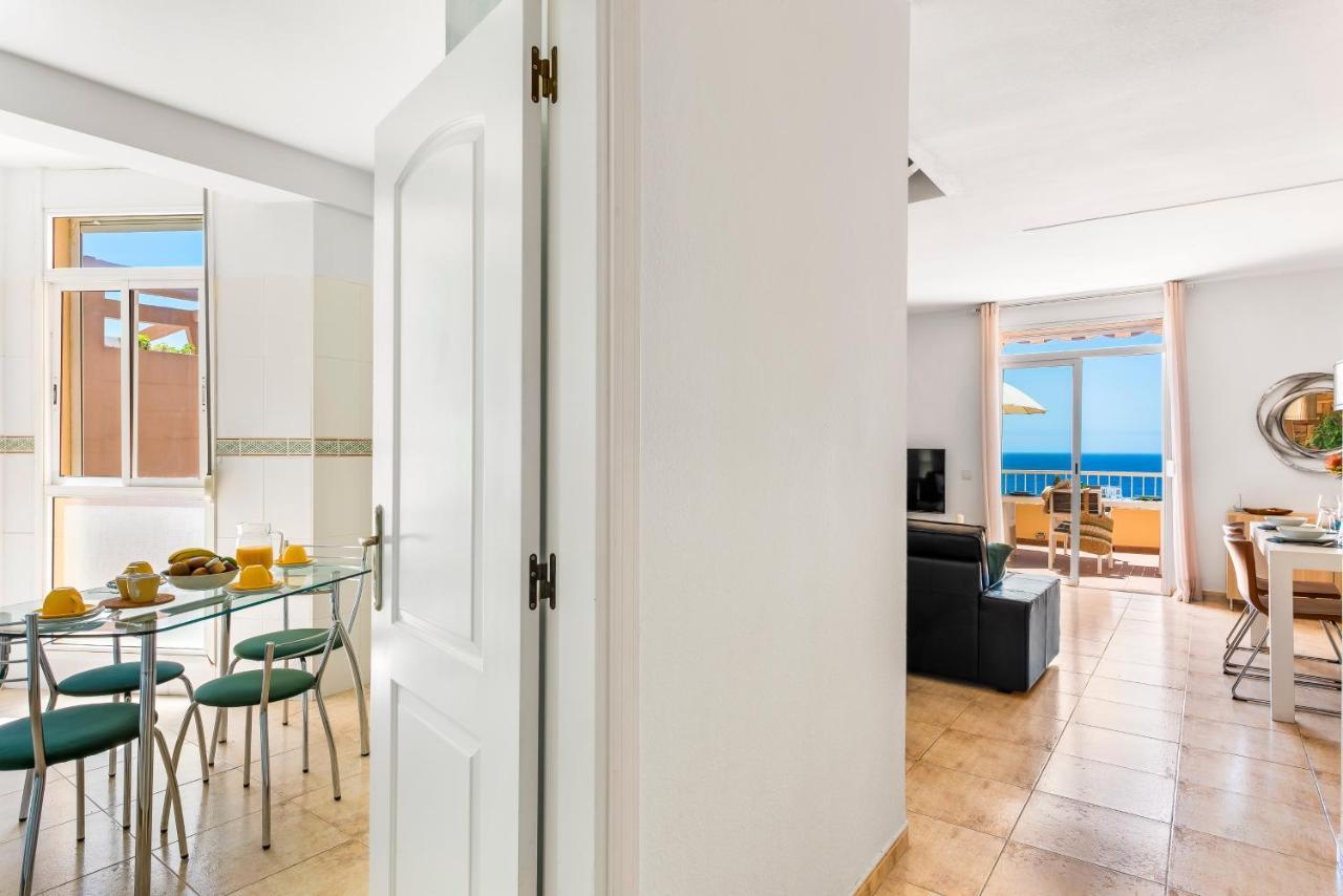 Beachfront Triplex With Swimming Pool & Parking Radazul Bagian luar foto